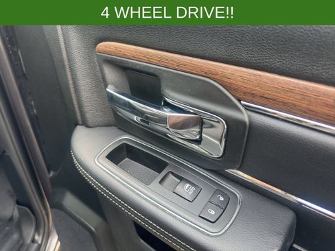 Used 2017 RAM 1500 Laramie w/ Convenience Group AWD/4WD image 16