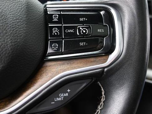 Used 2023 Jeep Grand Wagoneer 4WD image 31