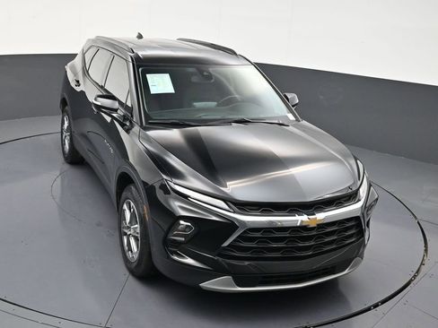 Used 2024 Chevrolet Blazer LT FWD image 19