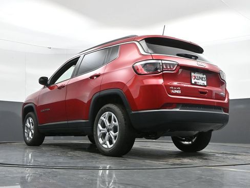 New 2025 Jeep Compass Latitude w/ Sun & Sound Group image 52