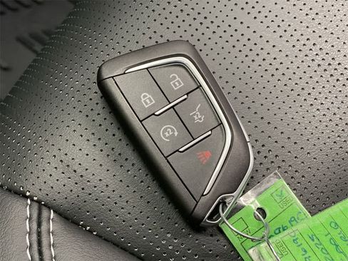 Certified 2025 Cadillac Lyriq Luxury w/ LPO, Floor Liner Package image 28