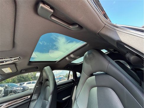 Used 2017 Porsche Panamera 4S image 39