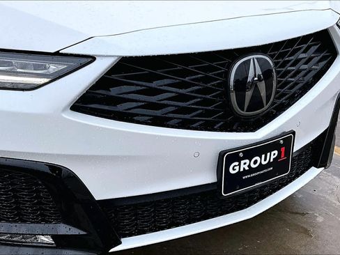 Used 2025 Acura MDX A-Spec image 29