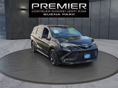 Used 2024 Toyota Sienna XLE Woodland Edition