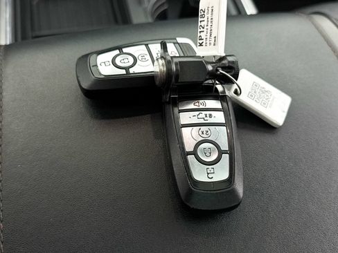 Used 2018 Ford F250 Platinum w/ Platinum Ultimate Package AWD/4WD image 37