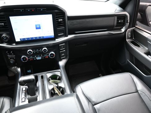 Used 2022 Ford F150 XLT w/ Equipment Group 302A High image 39