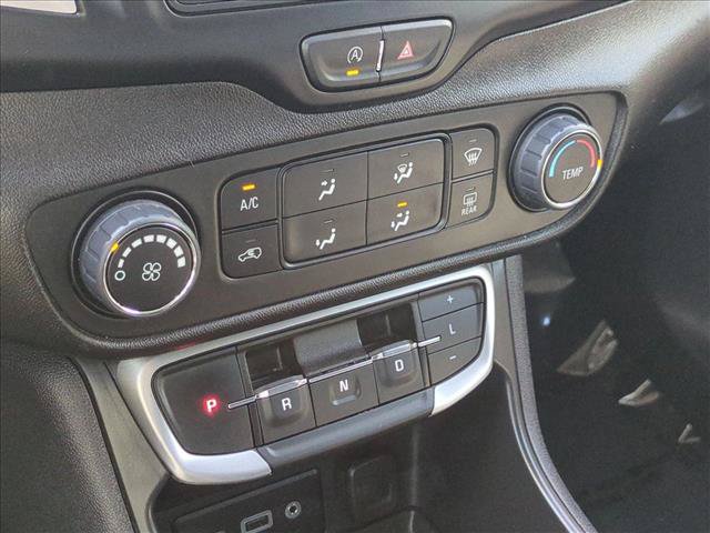 Used 2024 GMC Terrain SLE AWD/4WD image 12