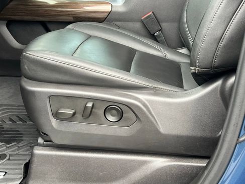 Used 2024 Chevrolet Silverado 1500 LT Trail Boss w/ Convenience Package II image 24