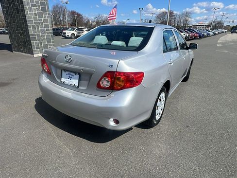Used 2010 Toyota Corolla LE FWD image 7