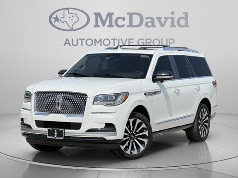 Used 2022 Lincoln Navigator Reserve RWD image 1