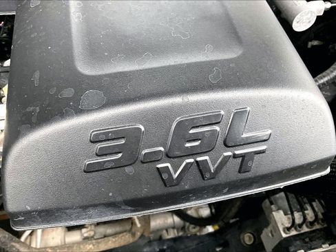 Used 2024 RAM 1500 Classic Warlock image 32