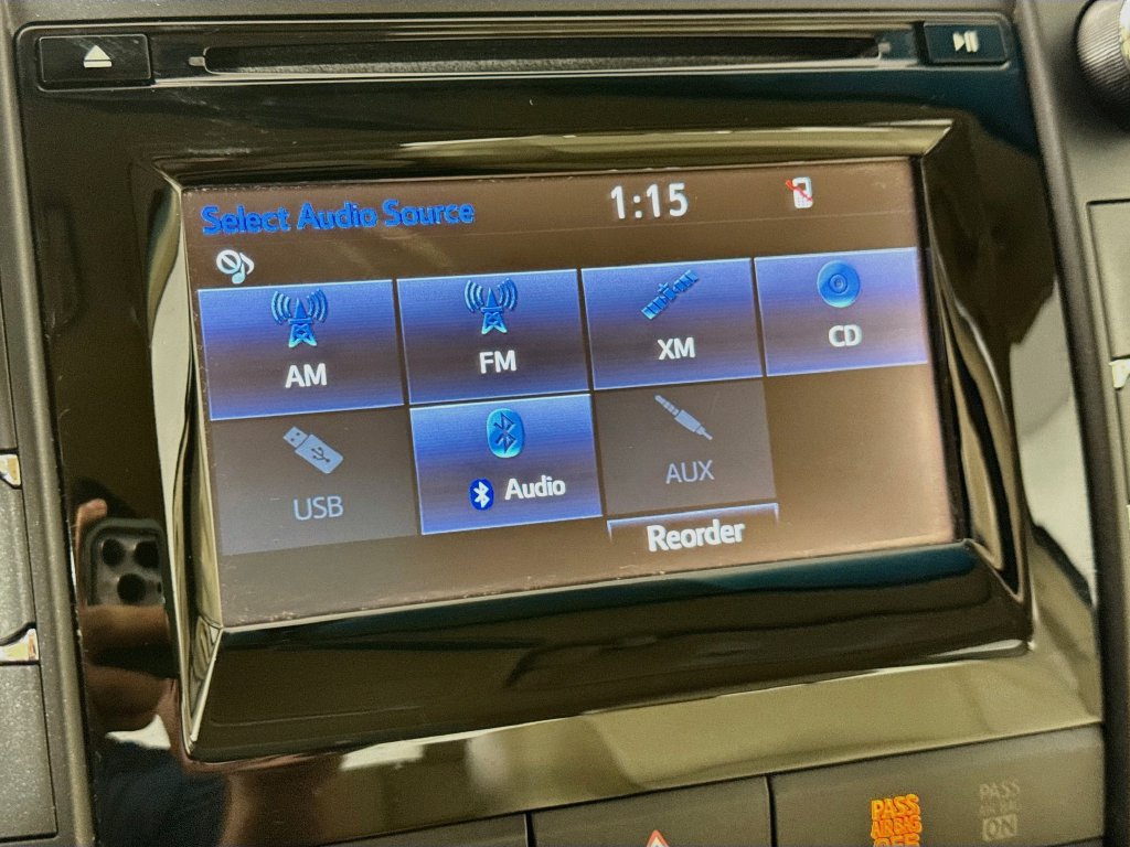 Used 2015 Toyota Camry XLE FWD image 17