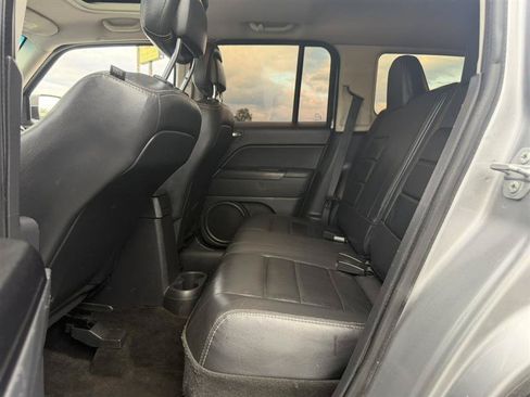 Used 2015 Jeep Patriot High Altitude FWD image 14