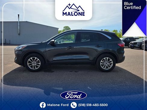 Certified 2022 Ford Escape SE w/ Cold Weather Package AWD/4WD image 2