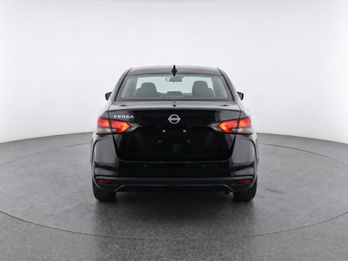 Used 2025 Nissan Versa SV image 7