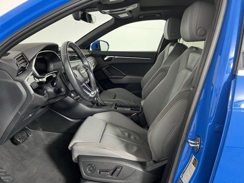 Used 2020 Audi Q3 2.0T Prestige w/ Prestige Package image 12