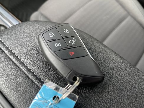 Used 2022 Chevrolet Silverado 1500 RST w/ Z71 Off-Road Package image 44