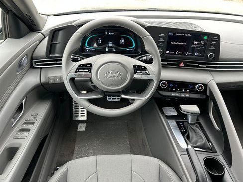 New 2026 Hyundai Elantra Sport FWD image 15