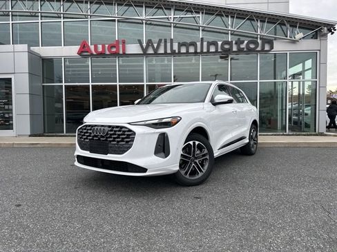 New 2025 Audi Q5 Premium image 1