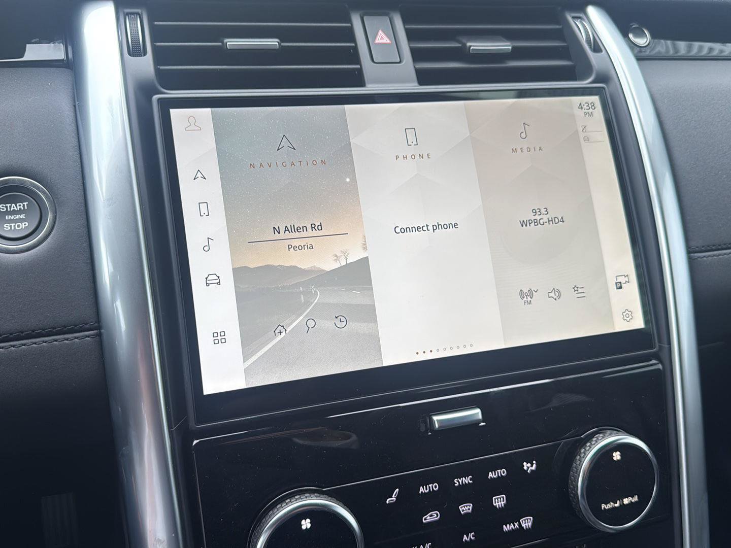 New 2026 Land Rover Discovery S AWD/4WD image 32