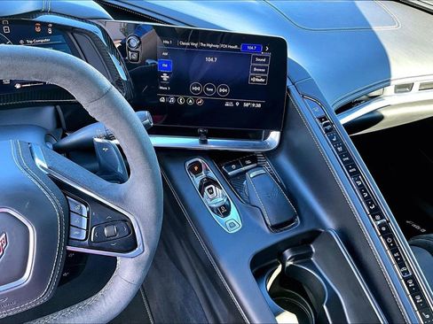 Used 2020 Chevrolet Corvette Stingray Premium Cpe w/ 3LT Preferred Equipment Group image 3