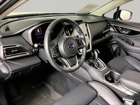 Used 2025 Subaru Outback Limited AWD/4WD image 16