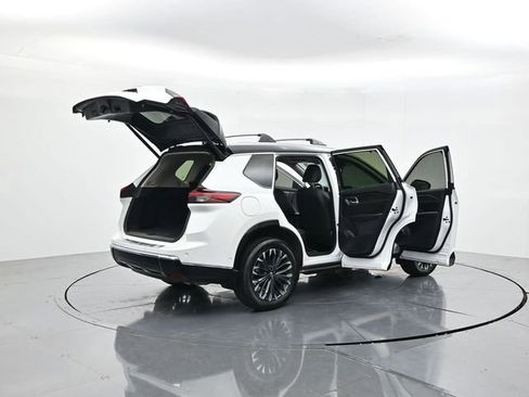 Used 2025 Nissan Rogue Platinum w/ Platinum Premium Package FWD image 53