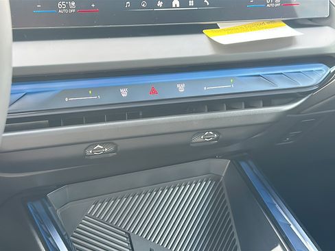 New 2026 BMW X3 xDrive30 w/ Premium Package image 24