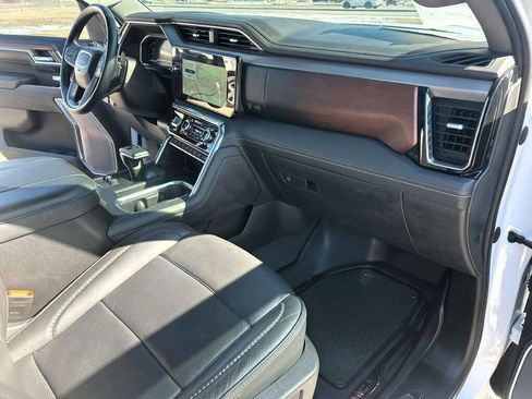 Used 2023 GMC Sierra 1500 Denali w/ Denali Reserve Package AWD/4WD image 34