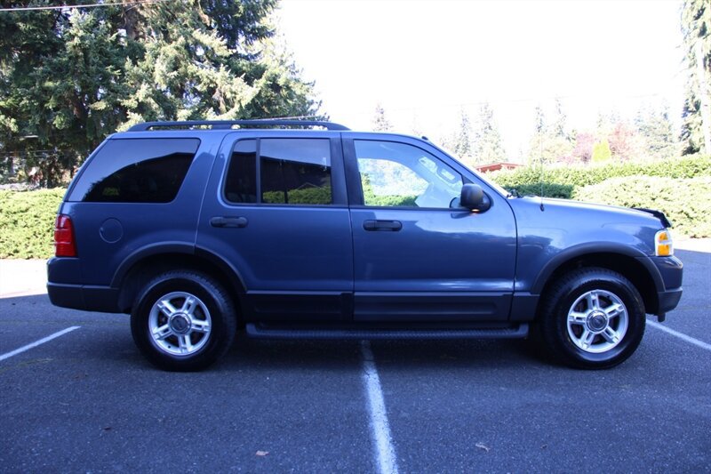 Used 2003 Ford Explorer XLT AWD/4WD image 12