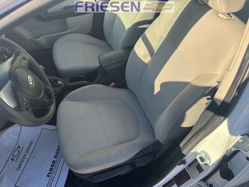 Used 2010 Kia Forte EX image 9