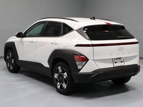 Used 2025 Hyundai Kona SEL FWD image 9