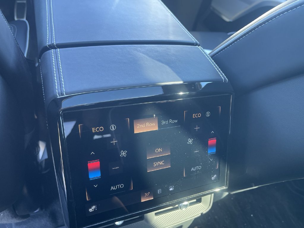 Certified 2026 Cadillac Vistiq Platinum w/ LPO, Floor Liner Package AWD/4WD image 30