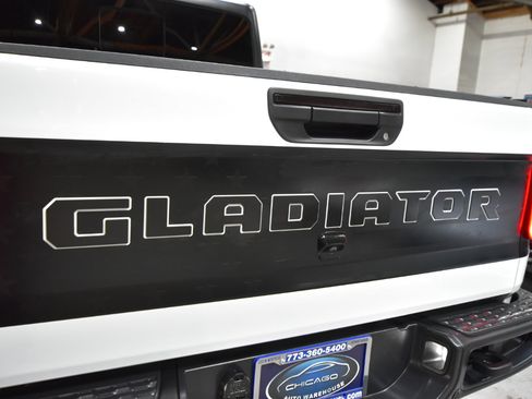 Used 2021 Jeep Gladiator Rubicon image 14