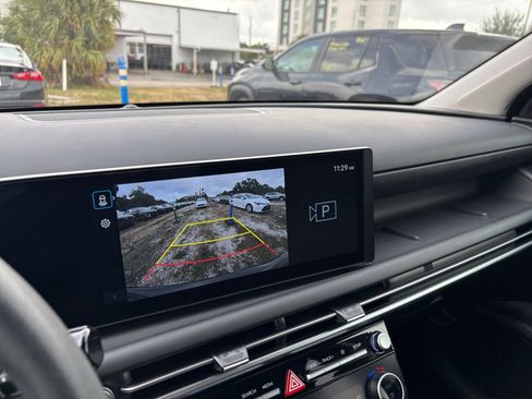 Used 2025 Hyundai Tucson SEL image 17