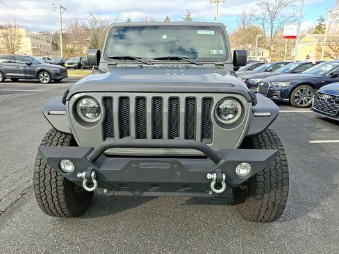 Used 2020 Jeep Wrangler Unlimited Sport S image 2