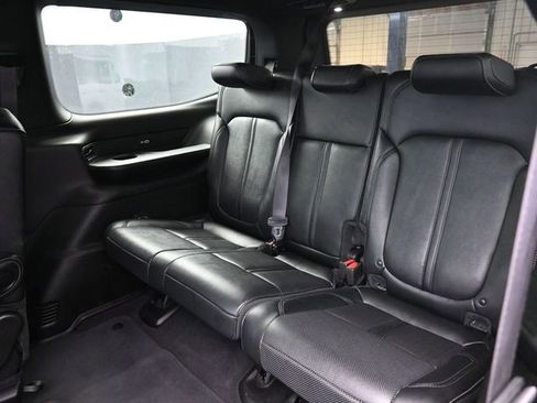 Used 2024 Jeep Wagoneer Series II image 38