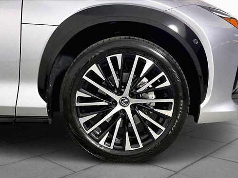 Used 2023 Lexus RZ 450e Premium image 10