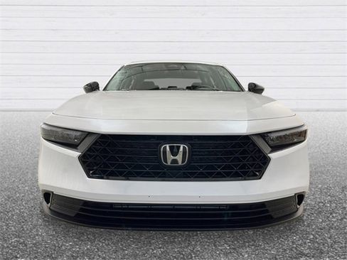 New 2025 Honda Accord SE image 9