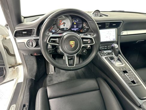 Certified 2017 Porsche 911 Carrera 4S image 18