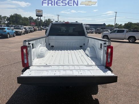 Used 2024 Ford F350 XLT w/ FX4 Off-Road Package AWD/4WD image 5