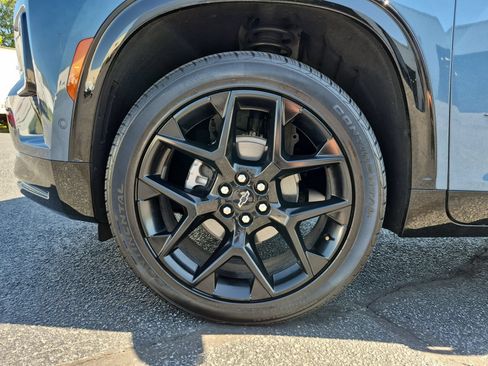 Used 2026 Chevrolet Traverse RS w/ LPO, Floor Liner Package AWD/4WD image 34