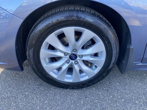 Used 2017 Subaru Legacy 2.5i Premium image 11