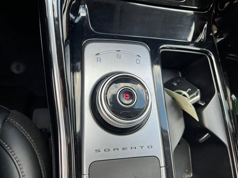Used 2022 Kia Sorento SX w/ Panoramic Sunroof Package image 36