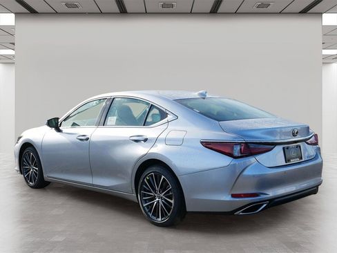 New 2025 Lexus ES 350 w/ Premium Package image 4