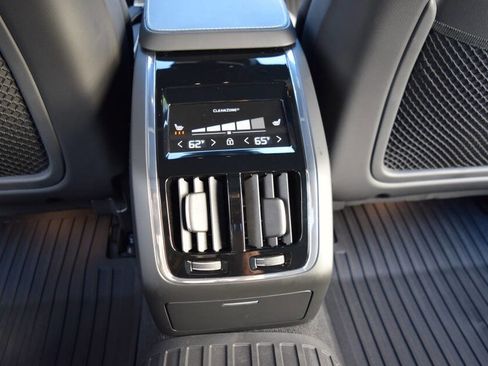 Used 2020 Volvo S90 T6 R-Design image 48