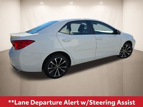 Used 2019 Toyota Corolla L image 10