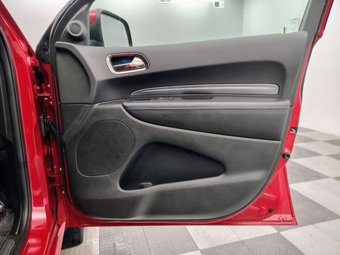 Used 2019 Dodge Durango R/T w/ Technology Group image 28
