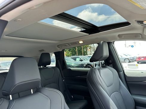 New 2027 INFINITI QX60 Luxe w/ Cargo Package AWD/4WD image 18