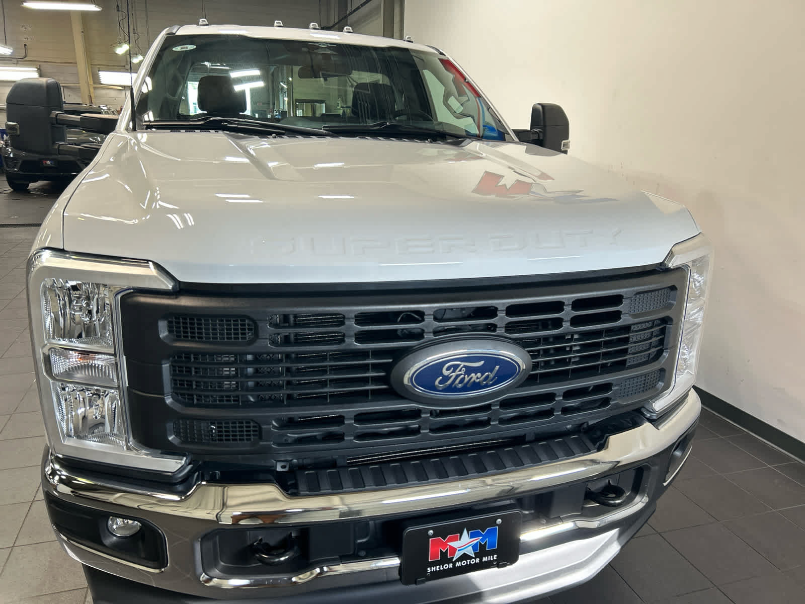 Used 2023 Ford F250 XL w/ Snow Plow Prep Package AWD/4WD image 3